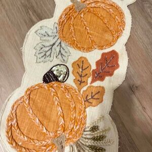 Autumn Pumpkin Table Runner
